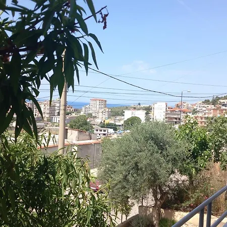 Thomas Apartment Sarande