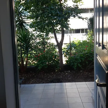 Thomas Apartment Sarande